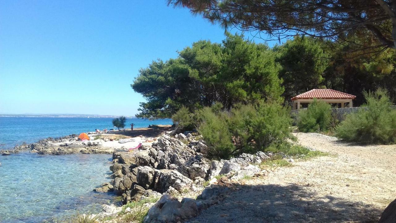 Caravan Near The Sea 2 Ugljan Exterior foto